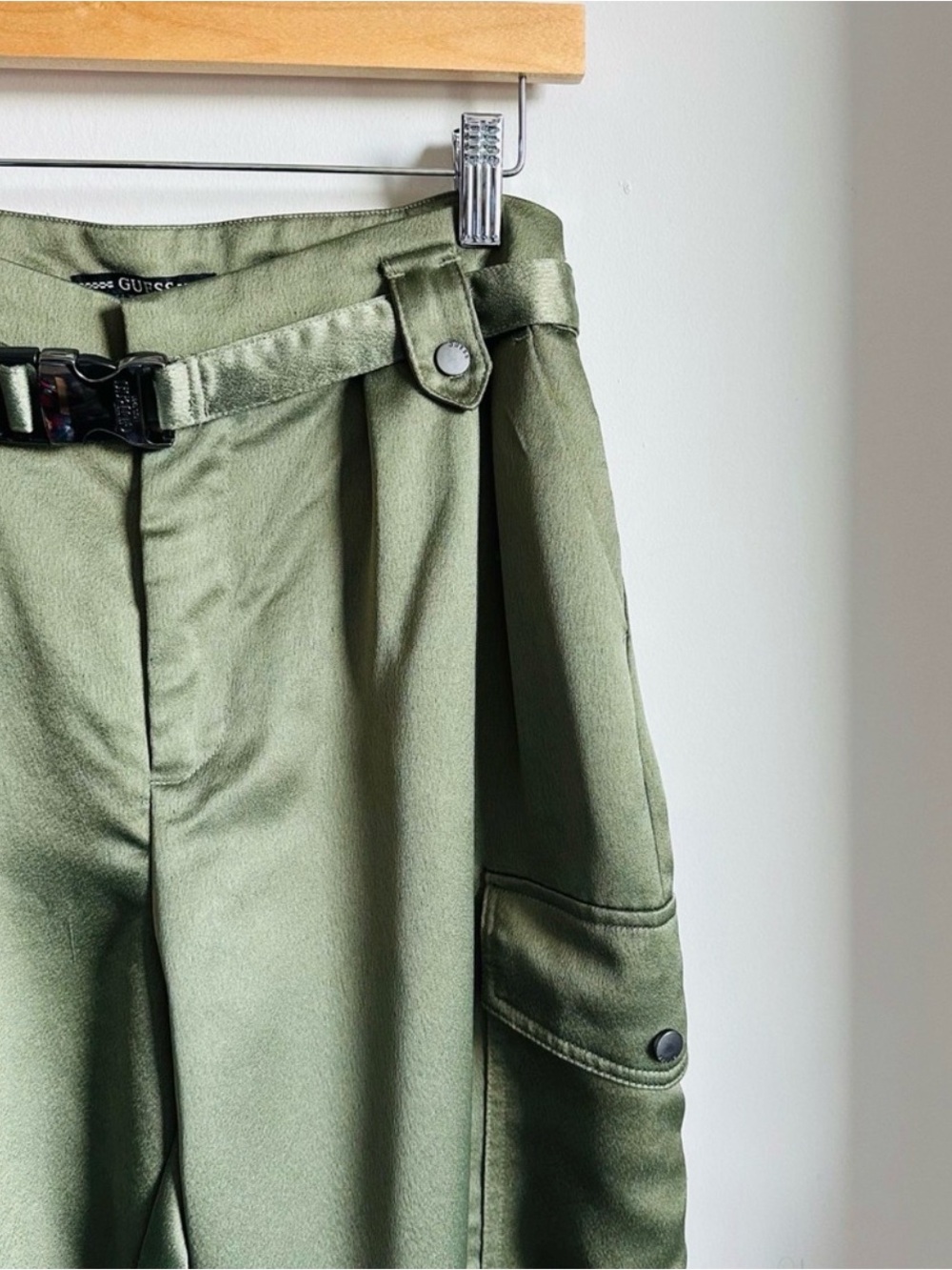 GUESS Olive Satin Cargo Jogger Pants | Utility Tapered Ankle | Size 8 - Picture 4 of 7